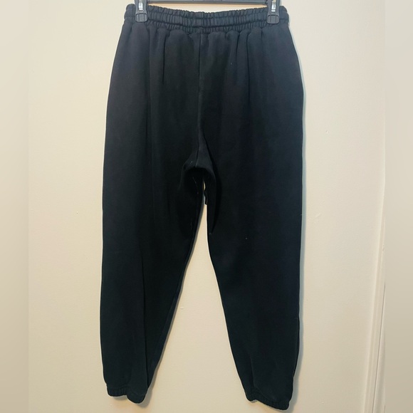 Fabletics Black Joggers - Picture 2 of 5